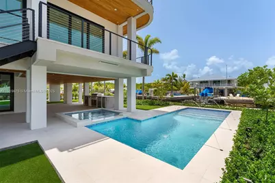 301 Buttonwood Cir #B, Key Largo, FL 33037 - Photo 4