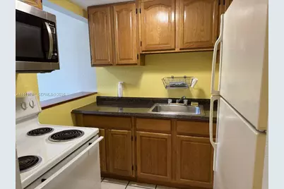 1351 SW 4th St #11, Miami, FL 33135 - Photo 12