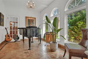 2050 Alton Rd, Miami Beach, FL 33140 - Photo 18