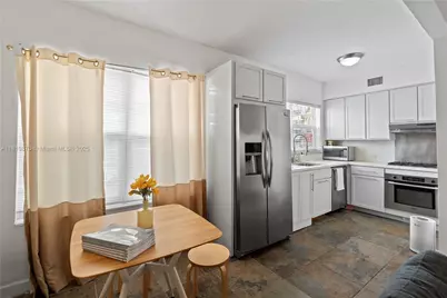 760 Meridian Ave #3, Miami Beach, FL 33139 - Photo 12