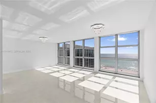 5055 Collins Ave, Miami Beach, FL 33140 - Photo 16