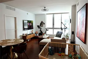 300 S Biscayne Blvd, Miami, FL 33131 - Photo 1