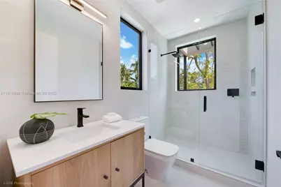 4110 Park Ave, Miami, FL 33133 - Photo 24