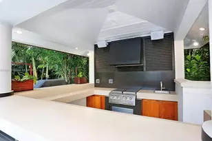 6611 Leonardo St, Coral Gables, FL 33146 - Photo 22