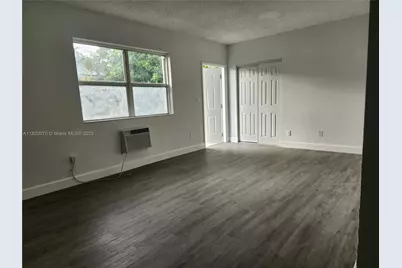 1239 Marseille Dr #4, Miami Beach, FL 33141 - Photo 14