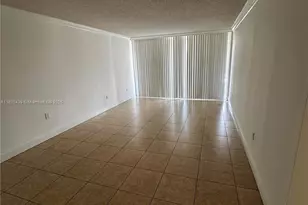 10875 SW 112th Ave, Miami, FL 33176 - Photo 4