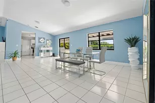 23421 SW 217th Ave, Homestead, FL 33031 - Photo 14