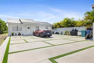 23421 SW 217th Ave, Homestead, FL 33031 - Photo 32