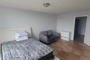 13499 Biscayne Blvd, North Miami, FL 33181 - Photo 8