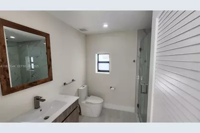 85 Deer Run, Miami Springs, FL 33166 - Photo 16