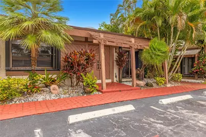 2627 S Parkview Dr #2627, Hallandale Beach, FL 33009 - Photo 8