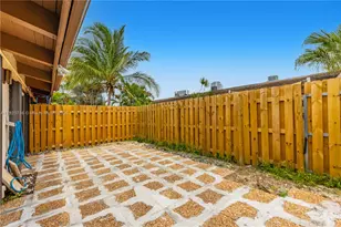 2627 S Parkview Dr, Hallandale Beach, FL 33009 - Photo 44