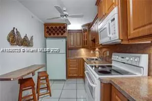 6969 Collins Ave, Miami Beach, FL 33141 - Photo 4