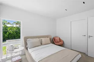 9033 Emerson Ave, Surfside, FL 33154 - Photo 28