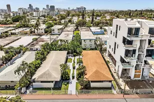 740 84th St, Miami Beach, FL 33141 - Photo 32