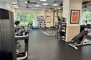 19501 W Country Club Dr, Aventura, FL 33180 - Photo 46