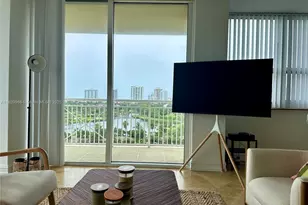 19501 W Country Club Dr, Aventura, FL 33180 - Photo 18