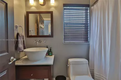 3610 NE 15th Dr, Homestead, FL 33033 - Photo 8