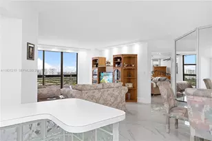 3530 Mystic Pointe Dr, Aventura, FL 33180 - Photo 14