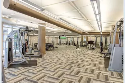 253 NE 2nd St #809, Miami, FL 33132 - Photo 14