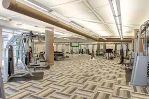 253 NE 2nd St, Miami, FL 33132 - Photo 14