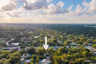220 NE 105th St, Miami Shores, FL 33138 - Photo 34