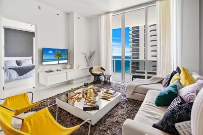 15901 Collins Ave #3302, Sunny Isles Beach, FL 33160 - Photo 2