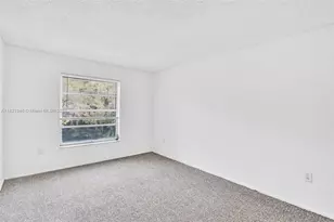 1595 NE 135th St, North Miami, FL 33161 - Photo 18