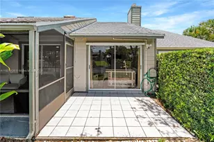 894 NE Sandalwood Pl, Jensen Beach, FL 34957 - Photo 30