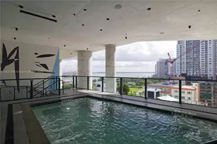 398 NE 5th St, Miami, FL 33132 - Photo 24