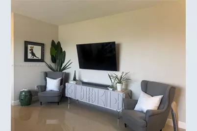 798 NE 43 St #B, Oakland Park, FL 33334 - Photo 6