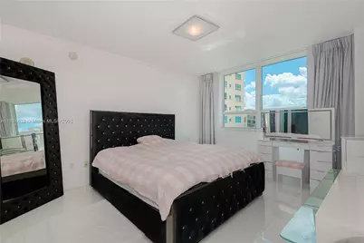 2000 N Bayshore Dr #617, Miami, FL 33137 - Photo 10