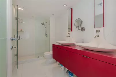 2000 N Bayshore Dr #617, Miami, FL 33137 - Photo 4