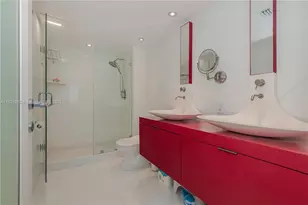 2000 N Bayshore Dr, Miami, FL 33137 - Photo 4