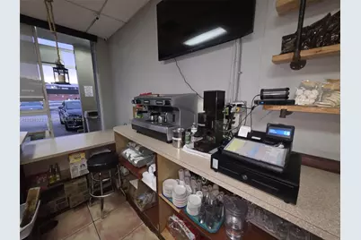 7269 NW 36th St, Miami, FL 33166 - Photo 6