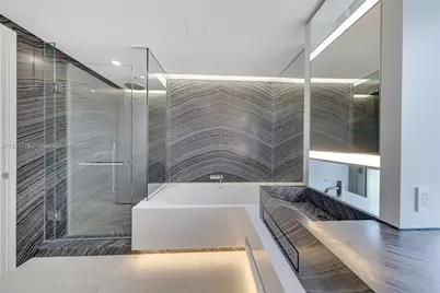 300 Collins Ave #3D, Miami Beach, FL 33139 - Photo 8