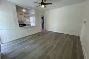 126 NE 19th Ave, Pompano Beach, FL 33060 - Photo 1
