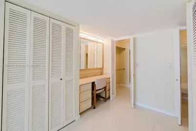 11 Island Ave #1410, Miami Beach, FL 33139 - Photo 12