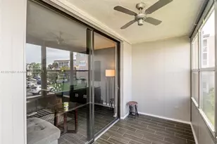 2860 Somerset Dr, Lauderdale Lakes, FL 33311 - Photo 14