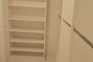 16385 Biscayne Blvd, North Miami Beach, FL 33160 - Photo 8