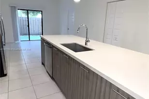 8045 NW 104th Ave, Doral, FL 33178 - Photo 24