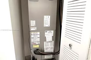 8045 NW 104th Ave, Doral, FL 33178 - Photo 6