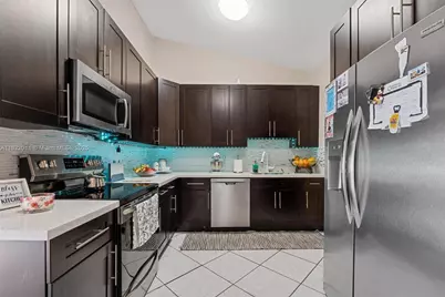 230 W 47th St, Hialeah, FL 33012 - Photo 20