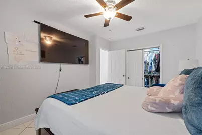 230 W 47th St, Hialeah, FL 33012 - Photo 42