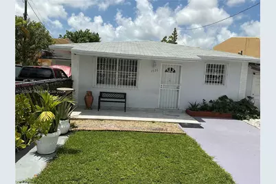 1924 NW 35th St, Miami, FL 33142 - Photo 4