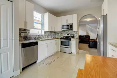 2131 NE 37th Rd, Homestead, FL 33033 - Photo 18