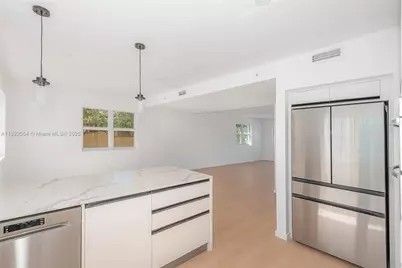 824 SE 12th Ct, Fort Lauderdale, FL 33316 - Photo 8