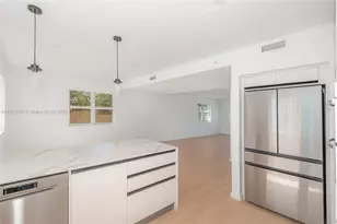 824 SE 12th Ct, Fort Lauderdale, FL 33316 - Photo 8