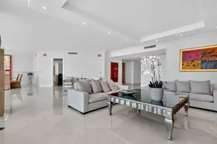 20155 NE 38th Ct, Aventura, FL 33180 - Photo 8