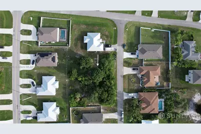 4089 SW McIntyre St, Port Saint Lucie, FL 34953 - Photo 8